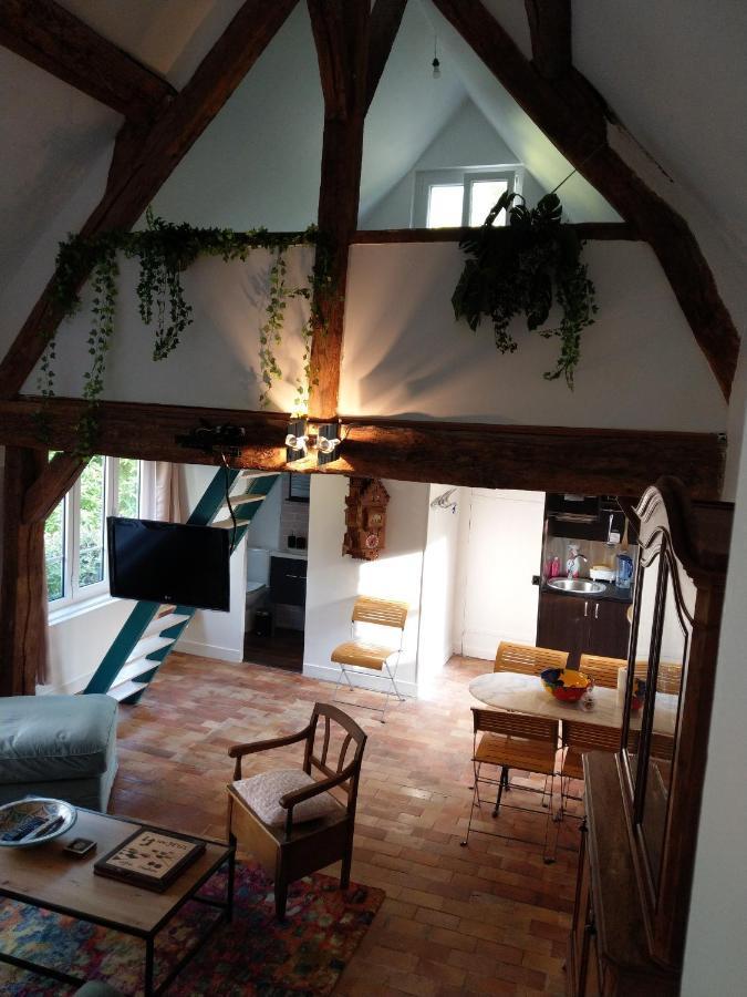 Le Grand Barrois Bed & Breakfast Crecy-la-Chapelle Dış mekan fotoğraf