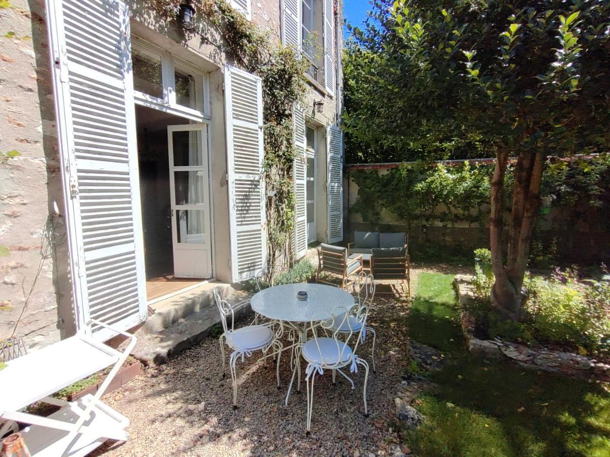 Le Grand Barrois Bed & Breakfast Crecy-la-Chapelle Dış mekan fotoğraf