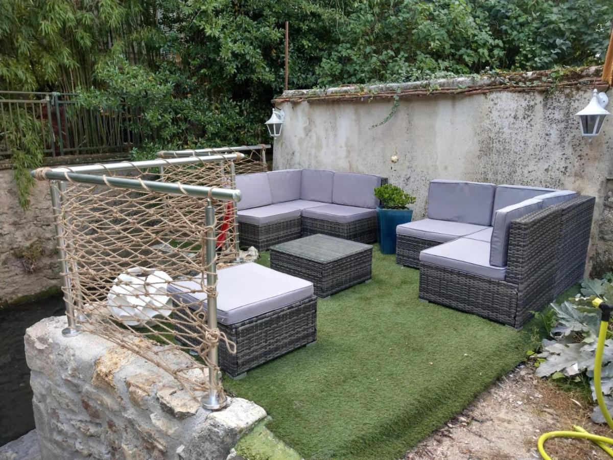 Le Grand Barrois Bed & Breakfast Crecy-la-Chapelle Dış mekan fotoğraf