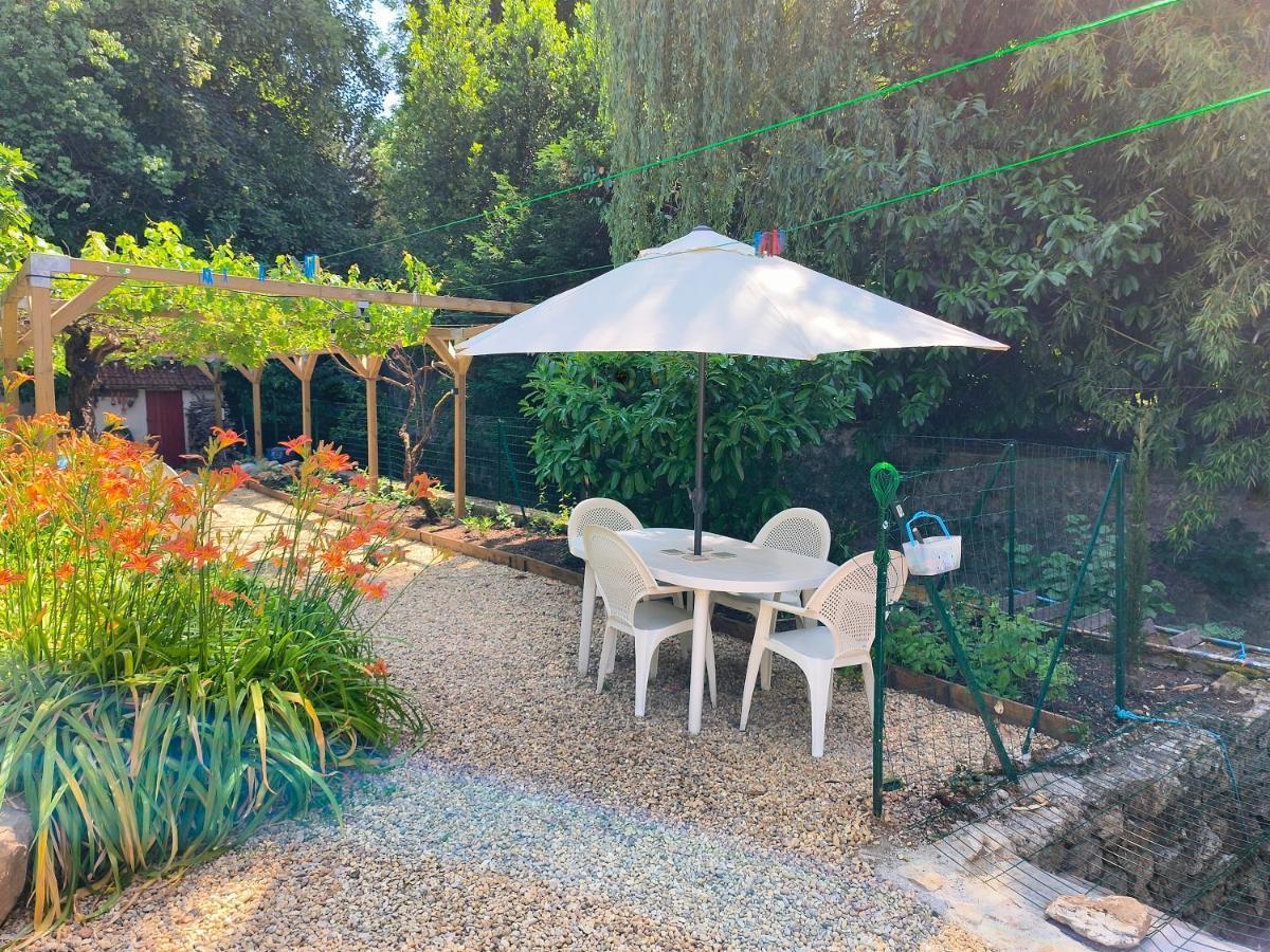 Le Grand Barrois Bed & Breakfast Crecy-la-Chapelle Dış mekan fotoğraf
