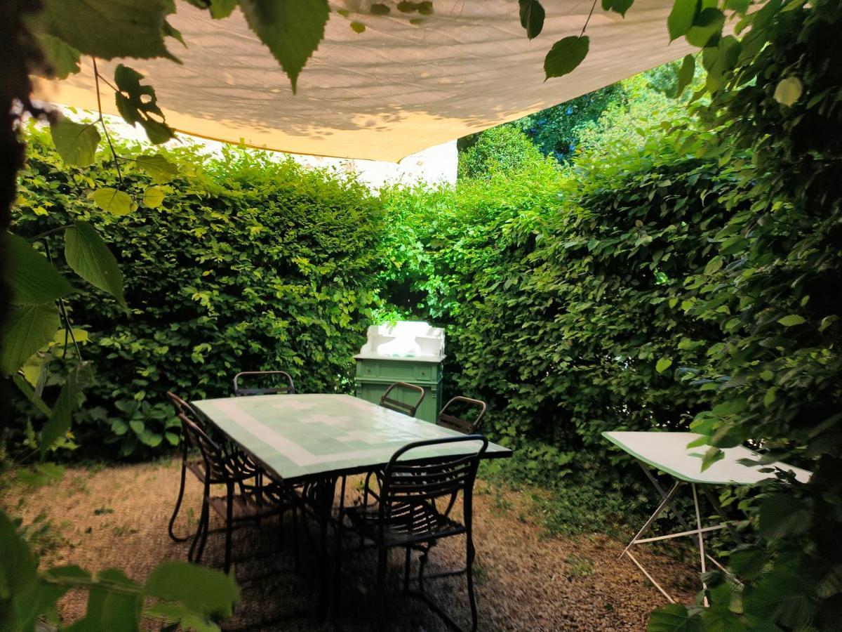 Le Grand Barrois Bed & Breakfast Crecy-la-Chapelle Dış mekan fotoğraf