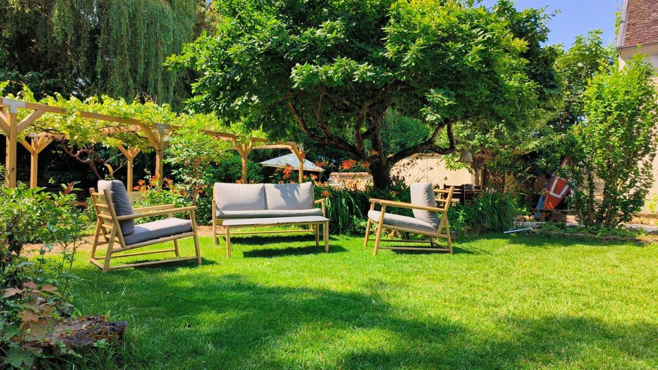 Le Grand Barrois Bed & Breakfast Crecy-la-Chapelle Dış mekan fotoğraf