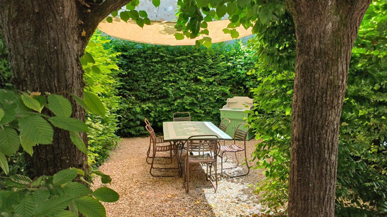 Le Grand Barrois Bed & Breakfast Crecy-la-Chapelle Dış mekan fotoğraf